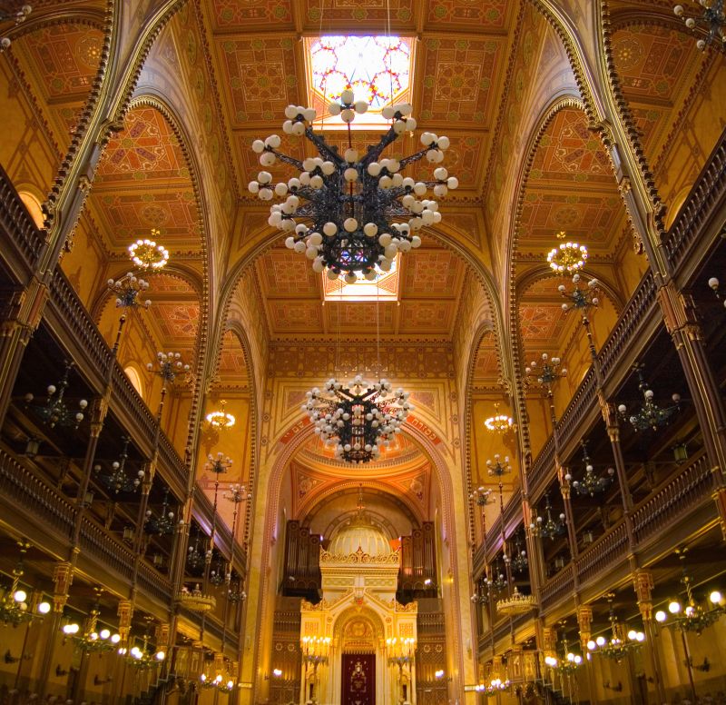Interior Synagogue Lighting
